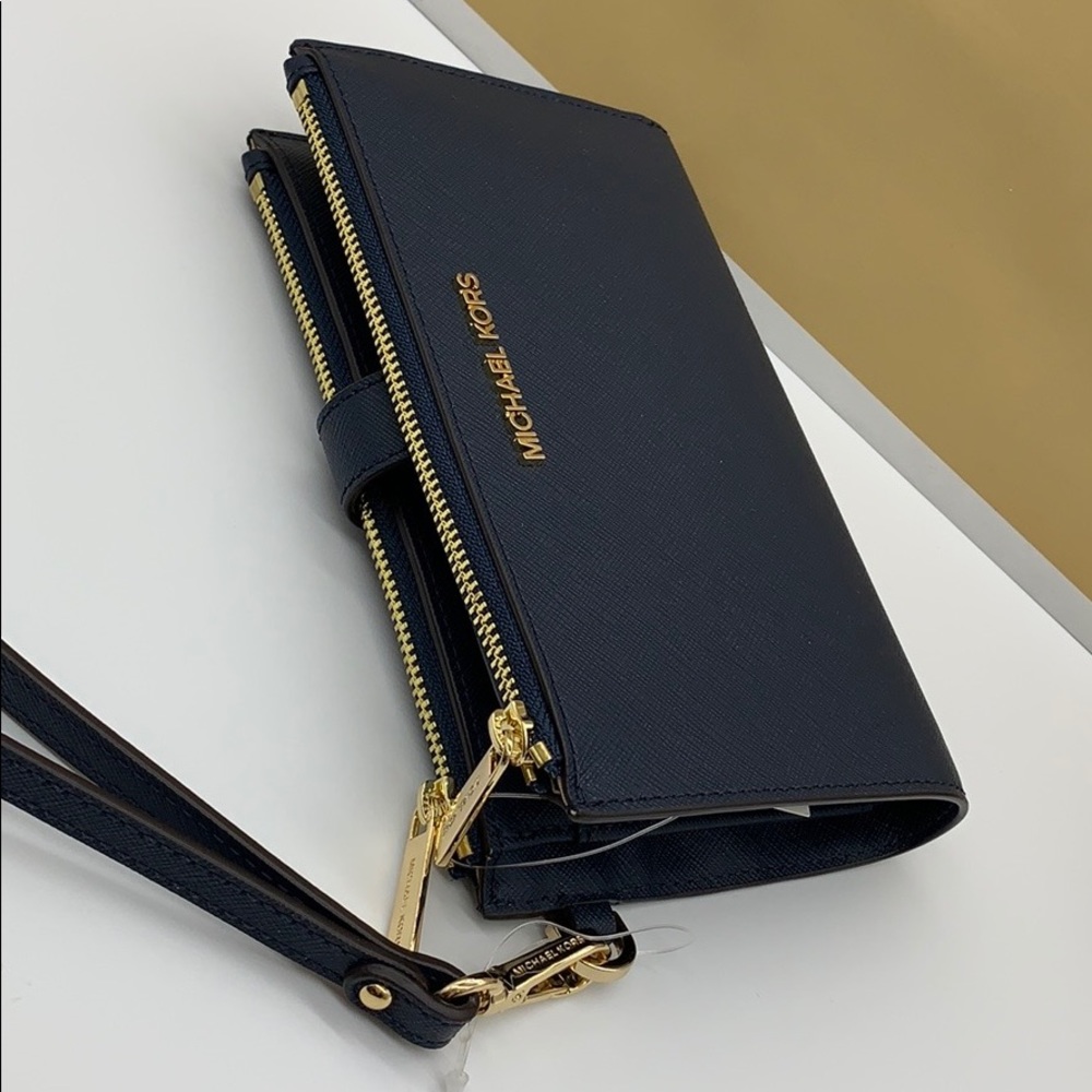 MICHAEL KORS LG DOUBLE ZIP WRISTLET PHONE CASE - wallet Navy NWT - Picture 13 of 16